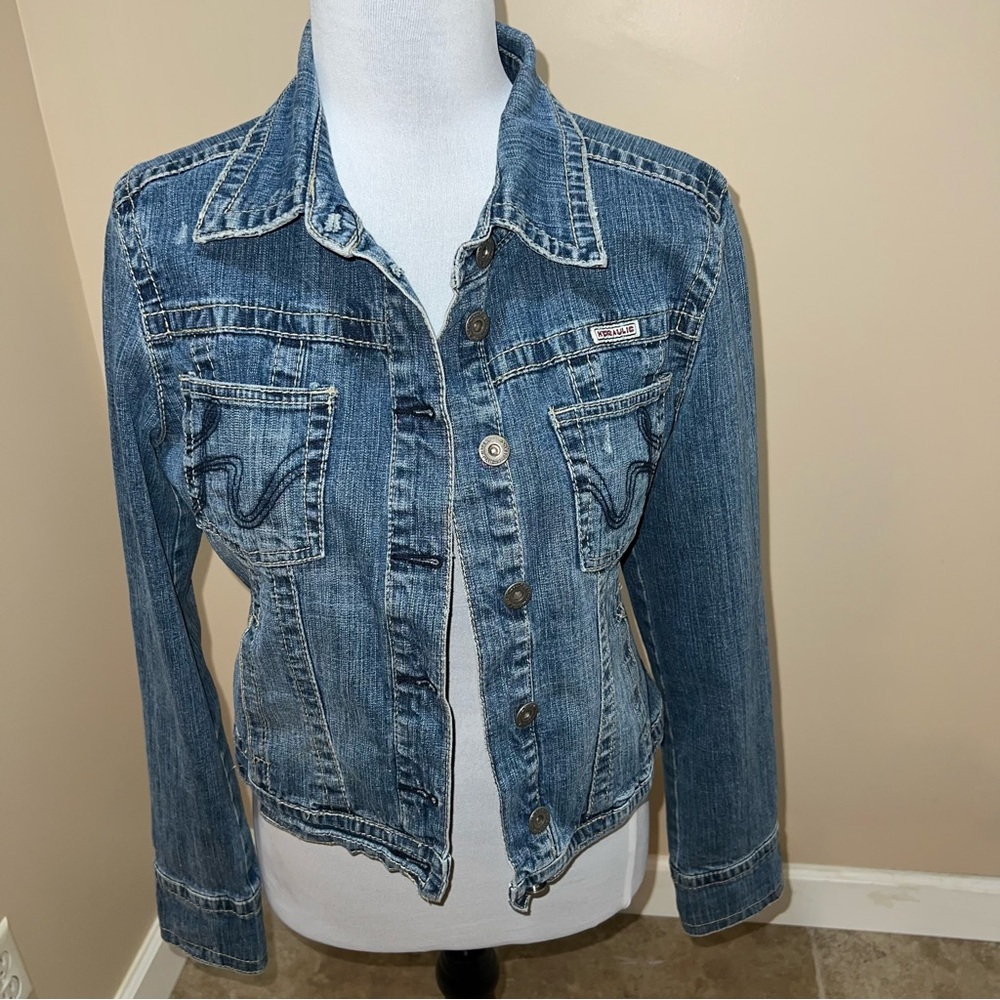 Hydraulic Women's Blue Denim Long Sleeve Button Up Blue Jean Jacket. Size Medium